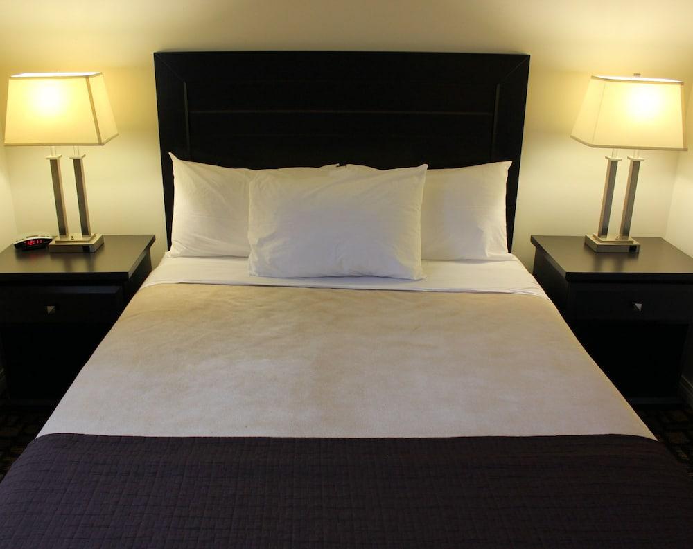 Travelodge By Wyndham Prince Albert Luaran gambar