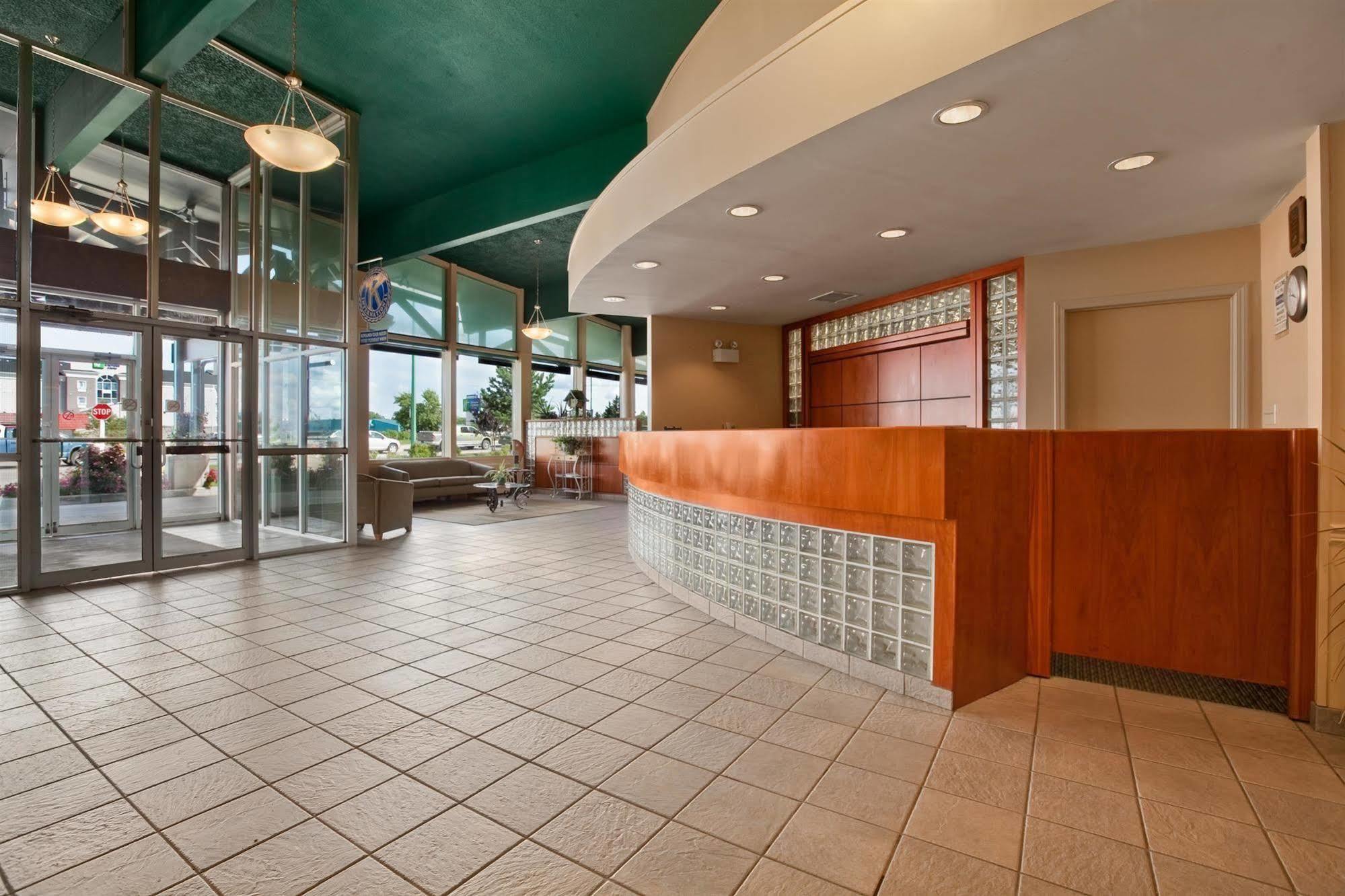 Travelodge By Wyndham Prince Albert Luaran gambar